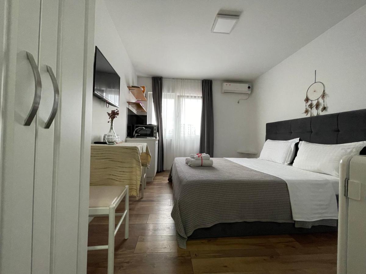 Central Studio Apartments ติรานา ภายนอก รูปภาพ