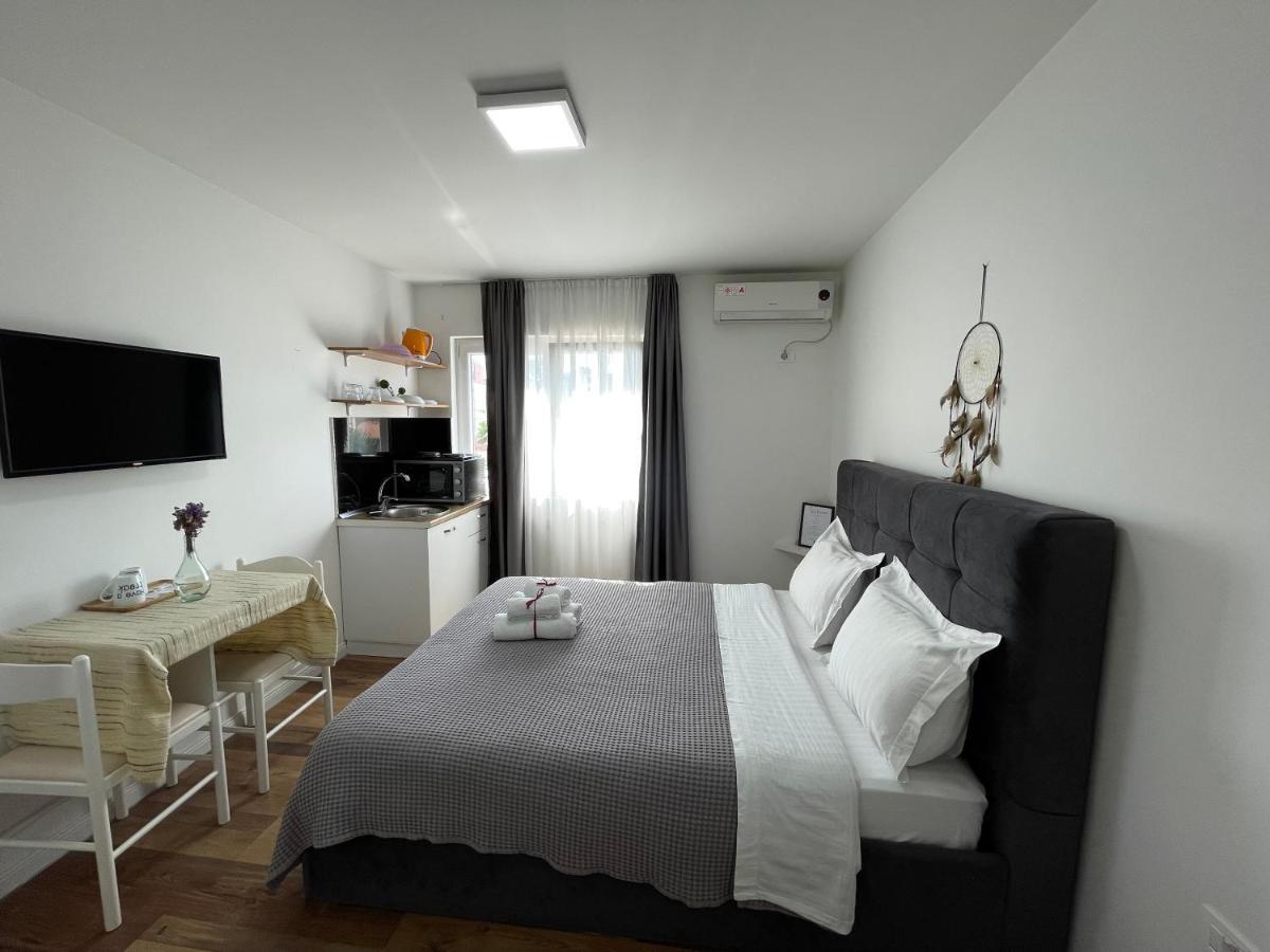 Central Studio Apartments ติรานา ภายนอก รูปภาพ