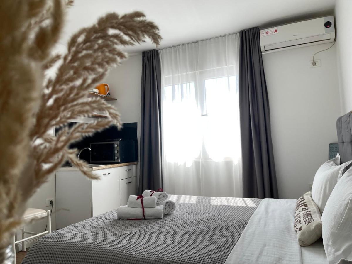 Central Studio Apartments ติรานา ภายนอก รูปภาพ
