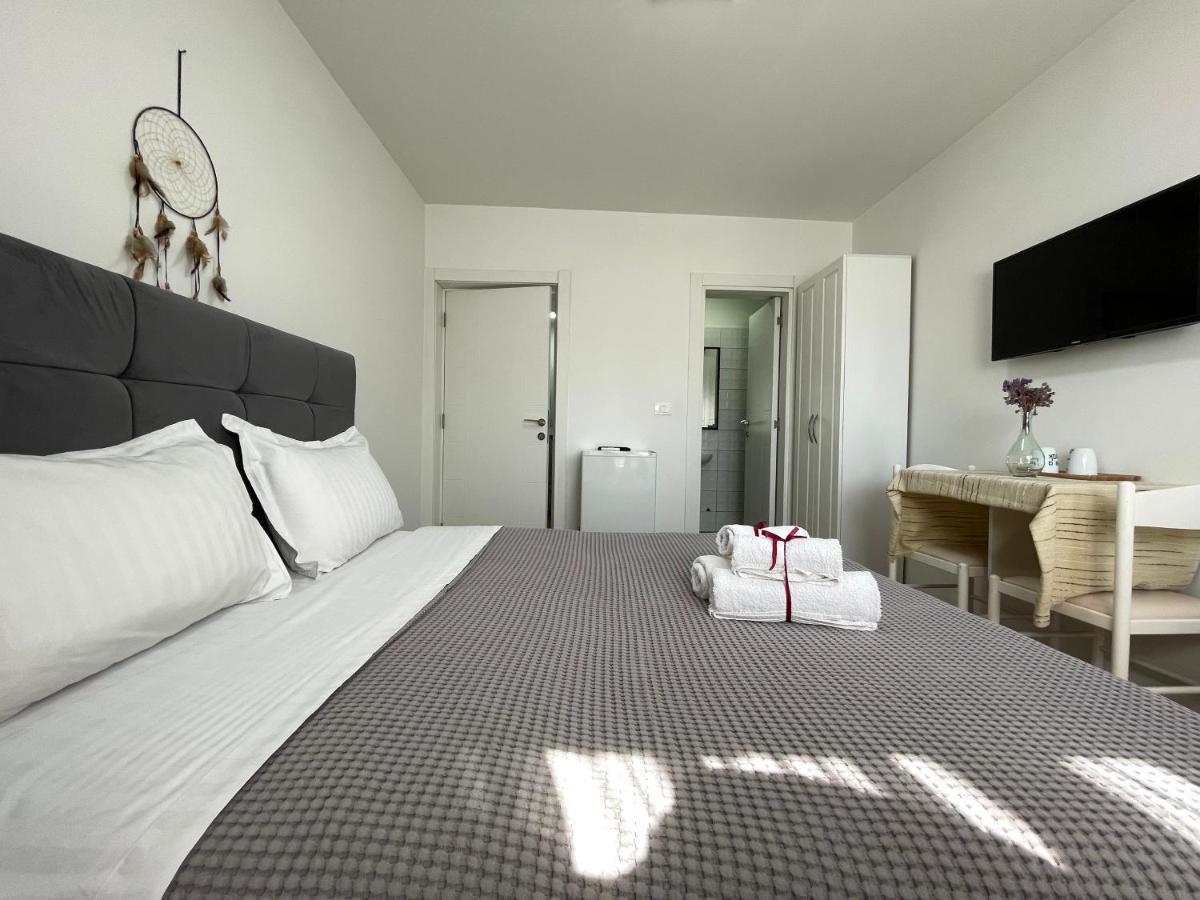 Central Studio Apartments ติรานา ภายนอก รูปภาพ