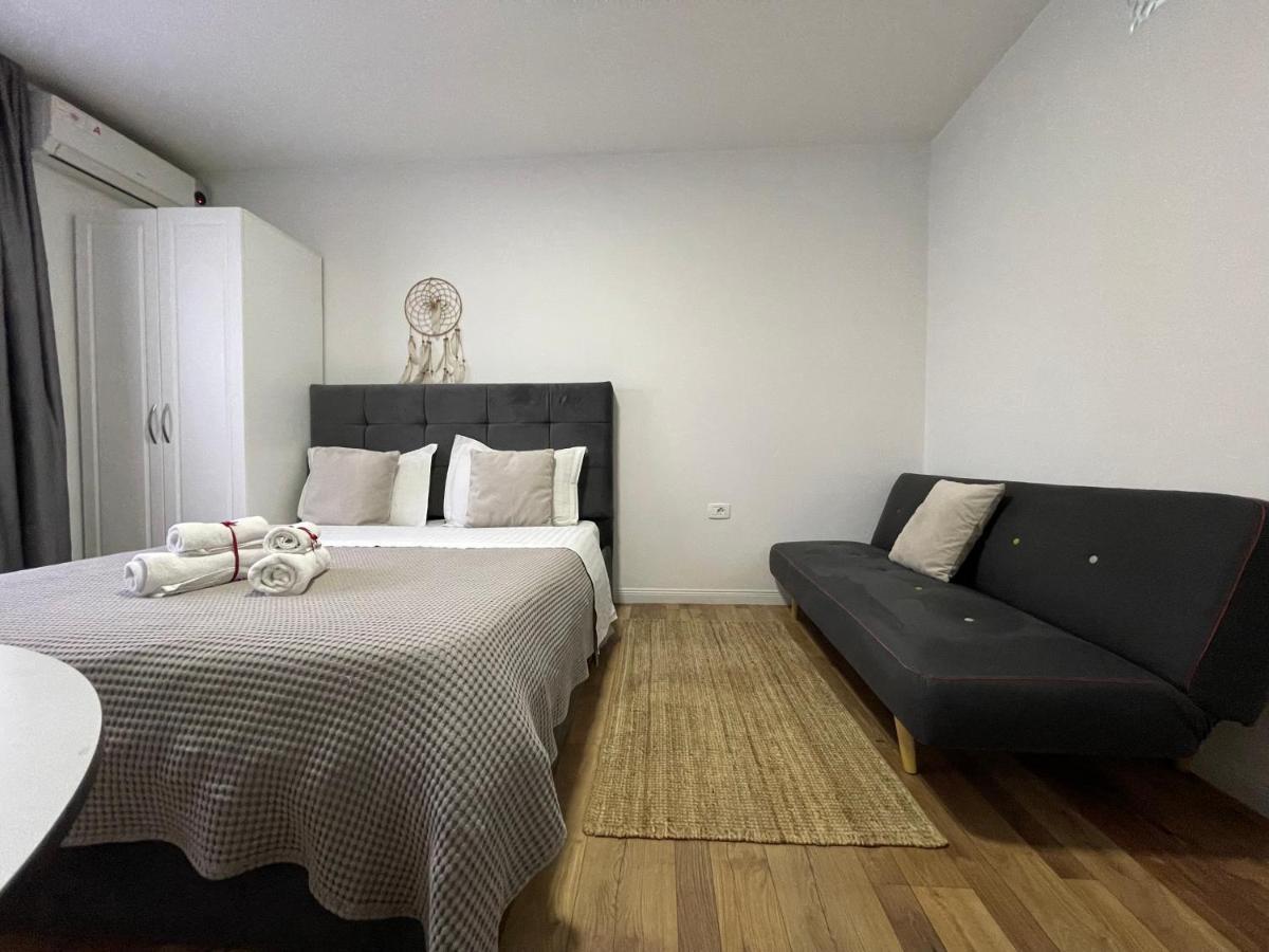 Central Studio Apartments ติรานา ภายนอก รูปภาพ