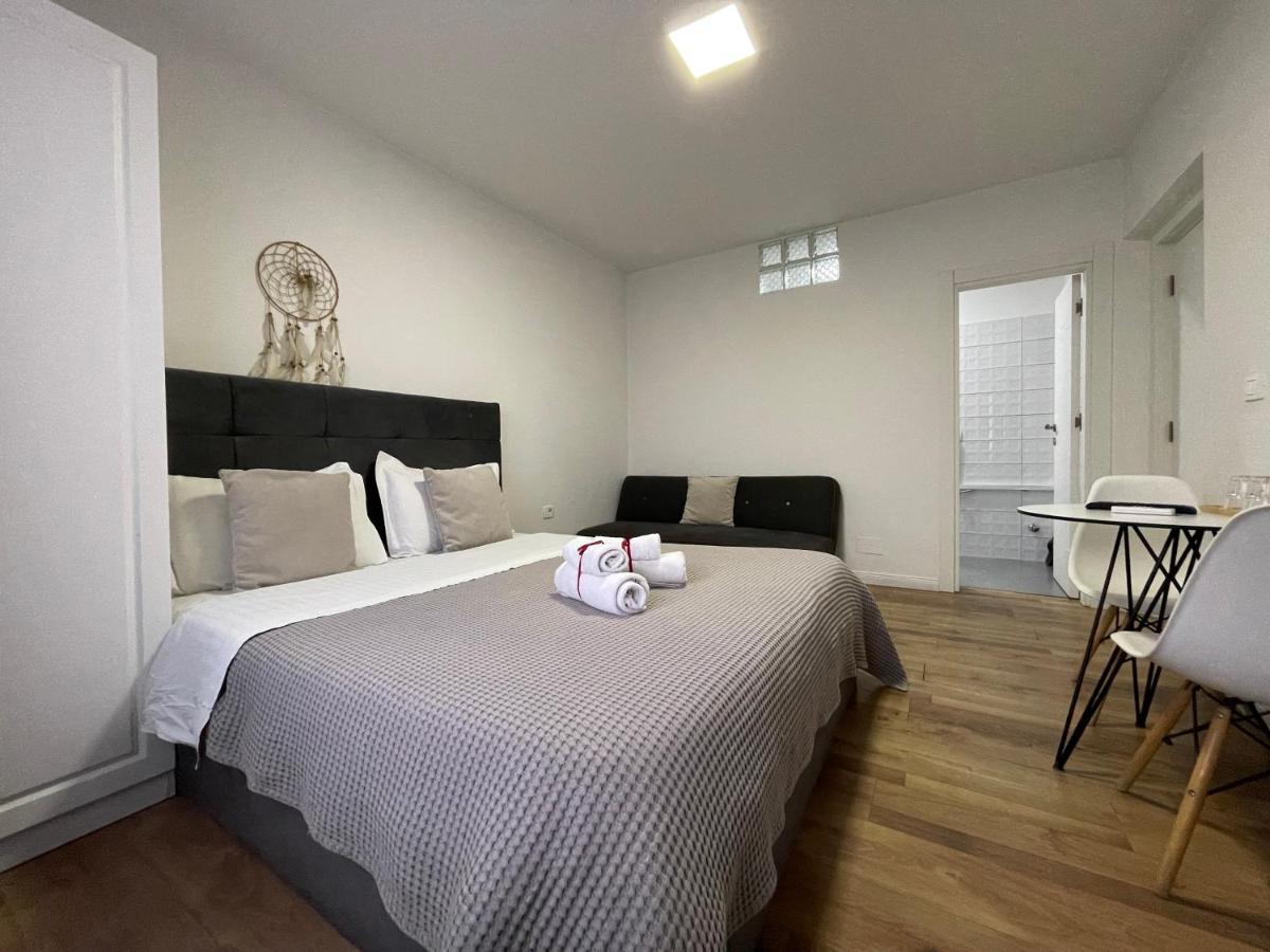 Central Studio Apartments ติรานา ภายนอก รูปภาพ
