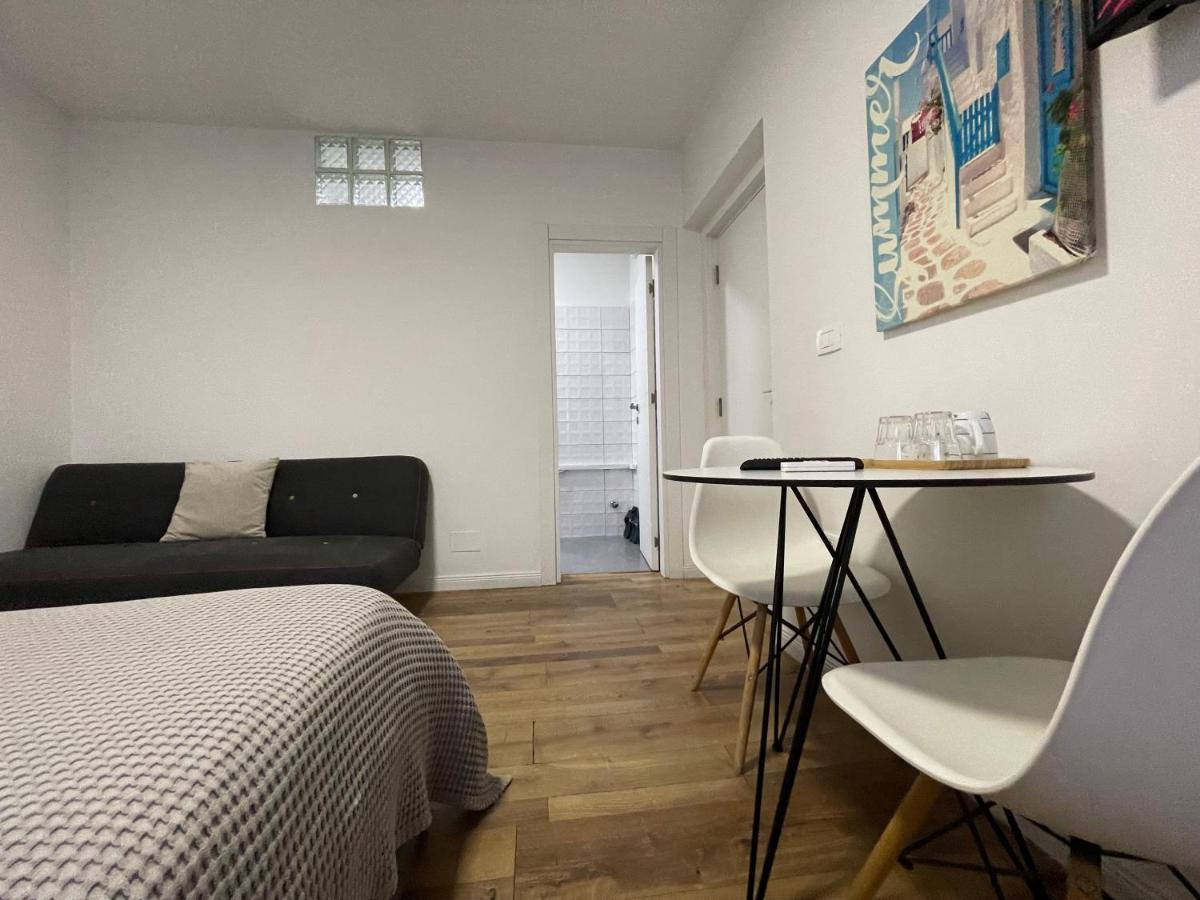Central Studio Apartments ติรานา ภายนอก รูปภาพ