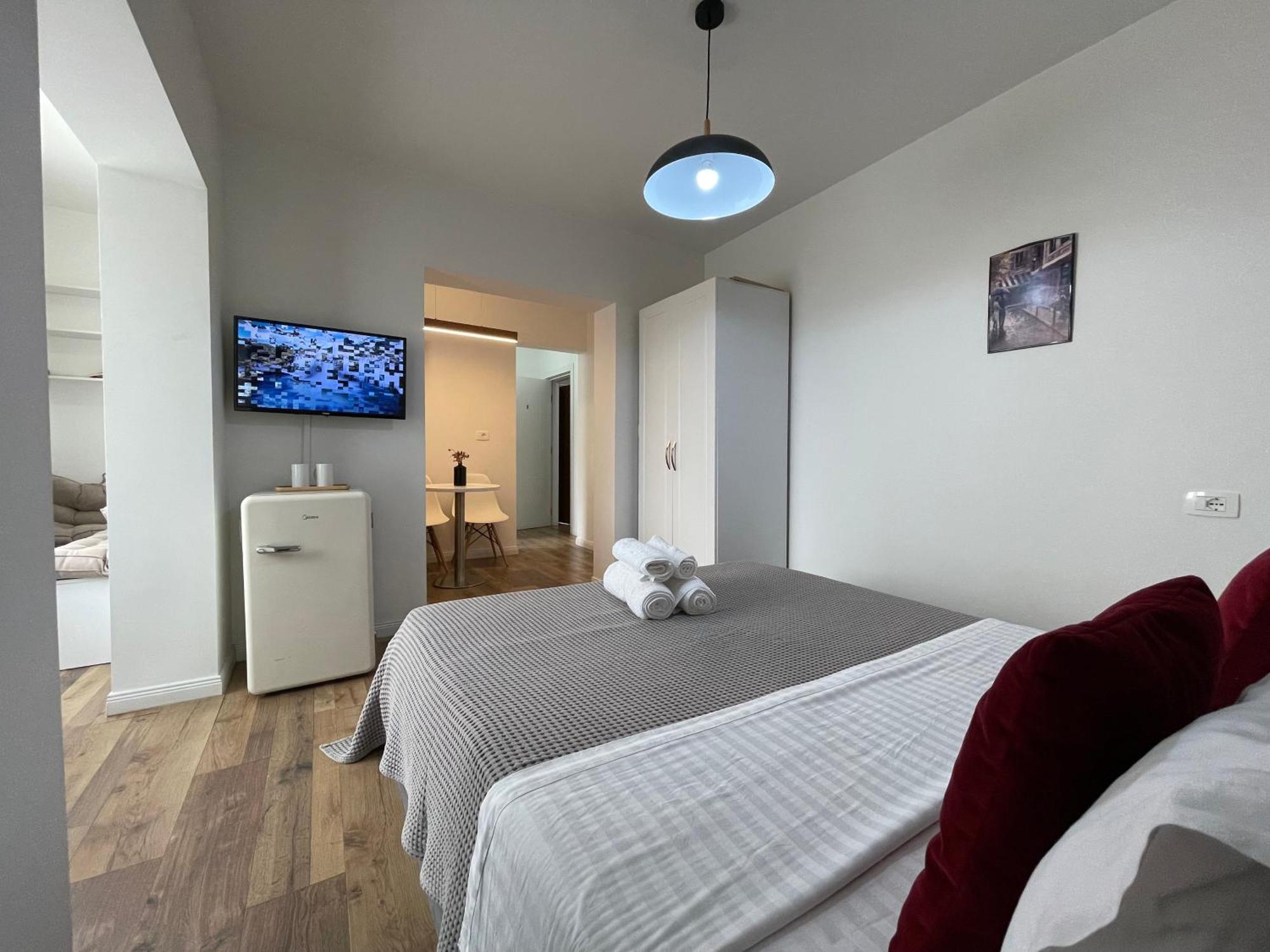 Central Studio Apartments ติรานา ภายนอก รูปภาพ