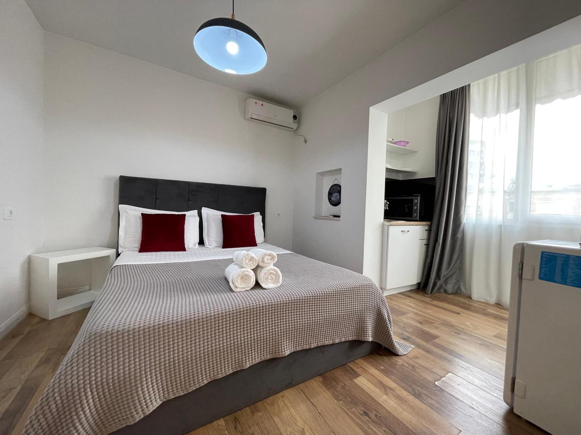 Central Studio Apartments ติรานา ภายนอก รูปภาพ
