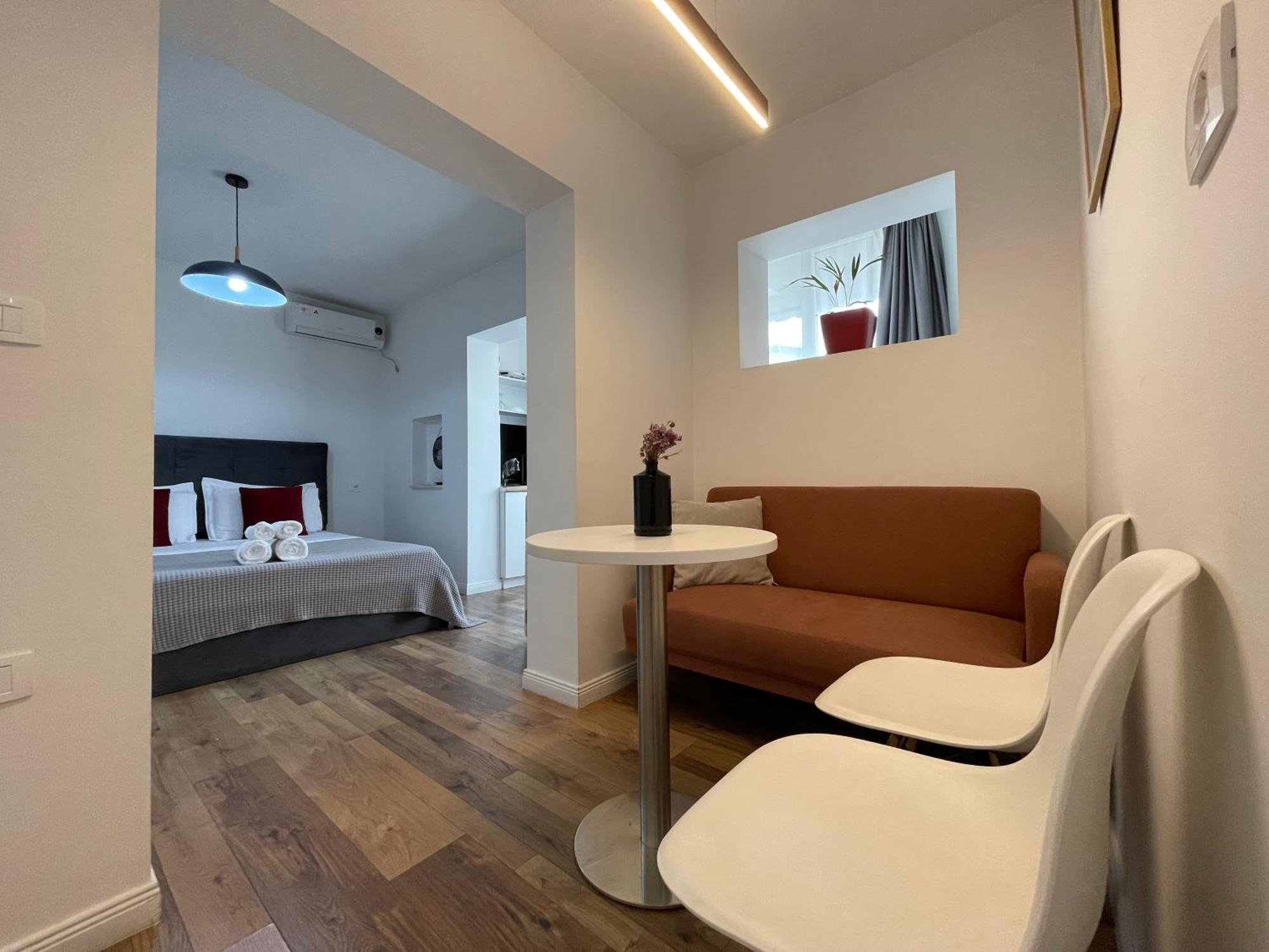 Central Studio Apartments ติรานา ภายนอก รูปภาพ